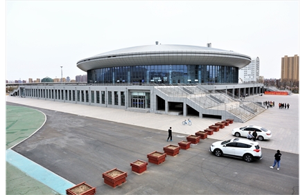 內(nèi)蒙古財(cái)經(jīng)大學(xué)體育館